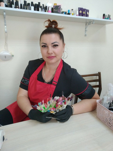 Katya/ Катерина Mani/ Pedi Semipermanenta /gel/ clasica